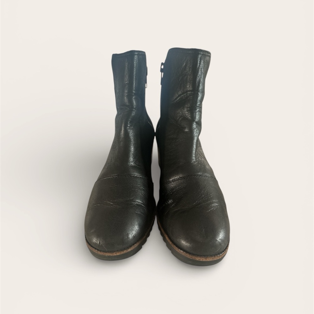 Sorel Cate Black Leather Ankle Boots - Picture 2 of 5